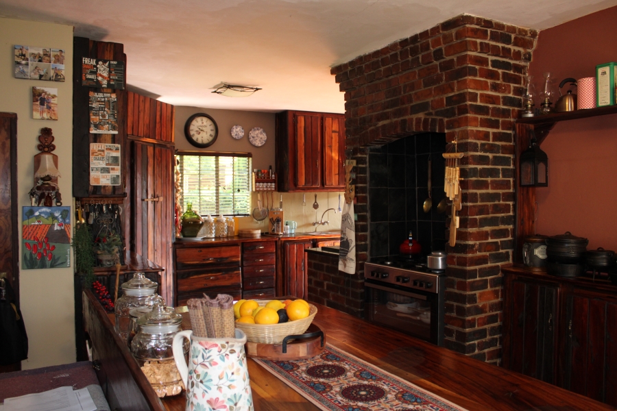 6 Bedroom Property for Sale in Olifantsnek North West